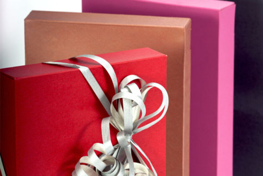 Beautiful Gift Wrapping Without Breaking the Bank