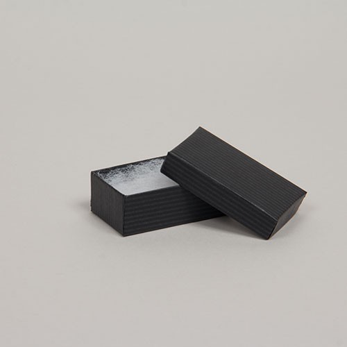 (#21) 2-1/2 x 1-1/2 x 7/8 BLACK PINSTRIPE JEWELRY BOXES