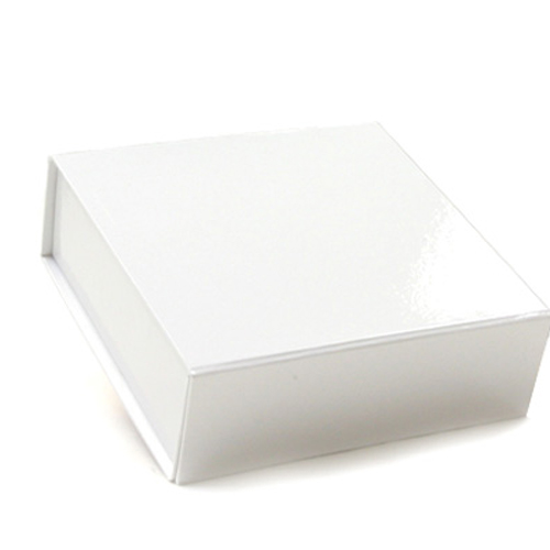 5-1/2 x 5-1/2 x 1-3/4 WHITE GLOSS MAGNETIC BOX