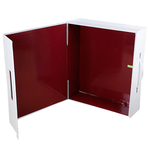 12-1/4 x 10-1/4 x 3-1/4 WHITE & BURGUNDY MAGNETIC GIFT BOX