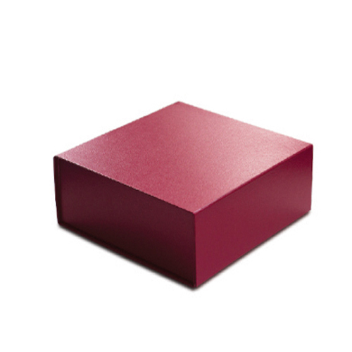 8 x 8 x 3 RED LEATHER MAGNETIC GIFT BOX