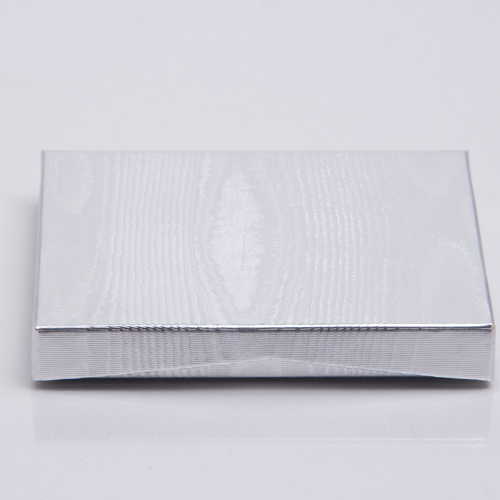 4-5/8 x 3-3/8 x 5/8 METALLIC SILVER GIFT CARD BOX WITH PLASTIC INSERT