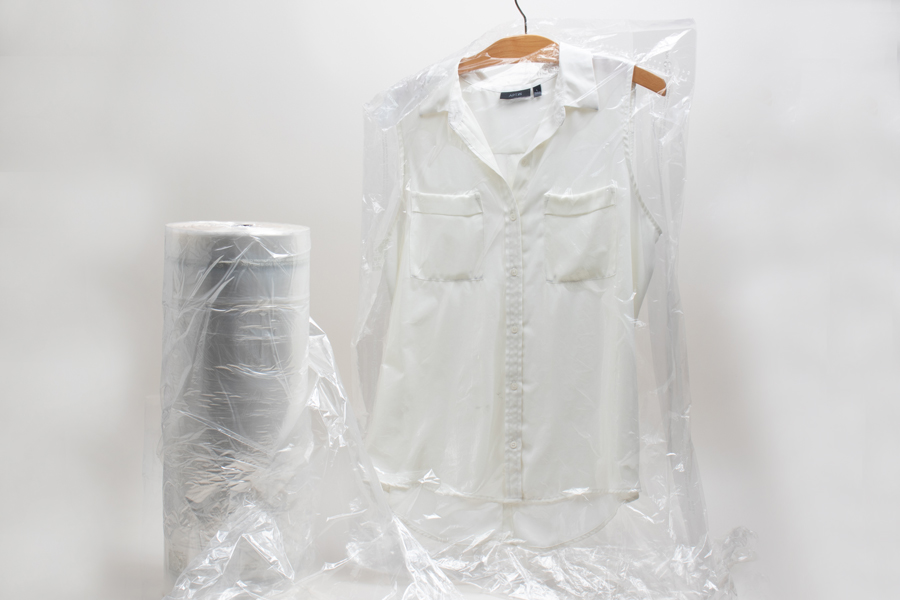 21 X 3 X 40 LIGHTWEIGHT ROLL PLASTIC GARMENT BAGS