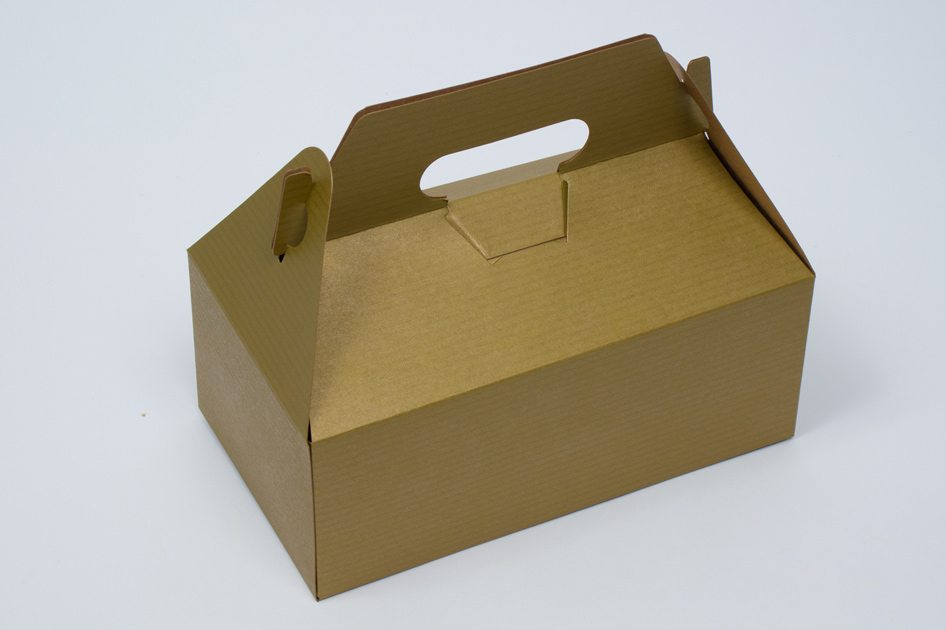 8-7/8 x 5 x 3-1/2 GOLD PINSTRIPE GABLE BOX 5LB
