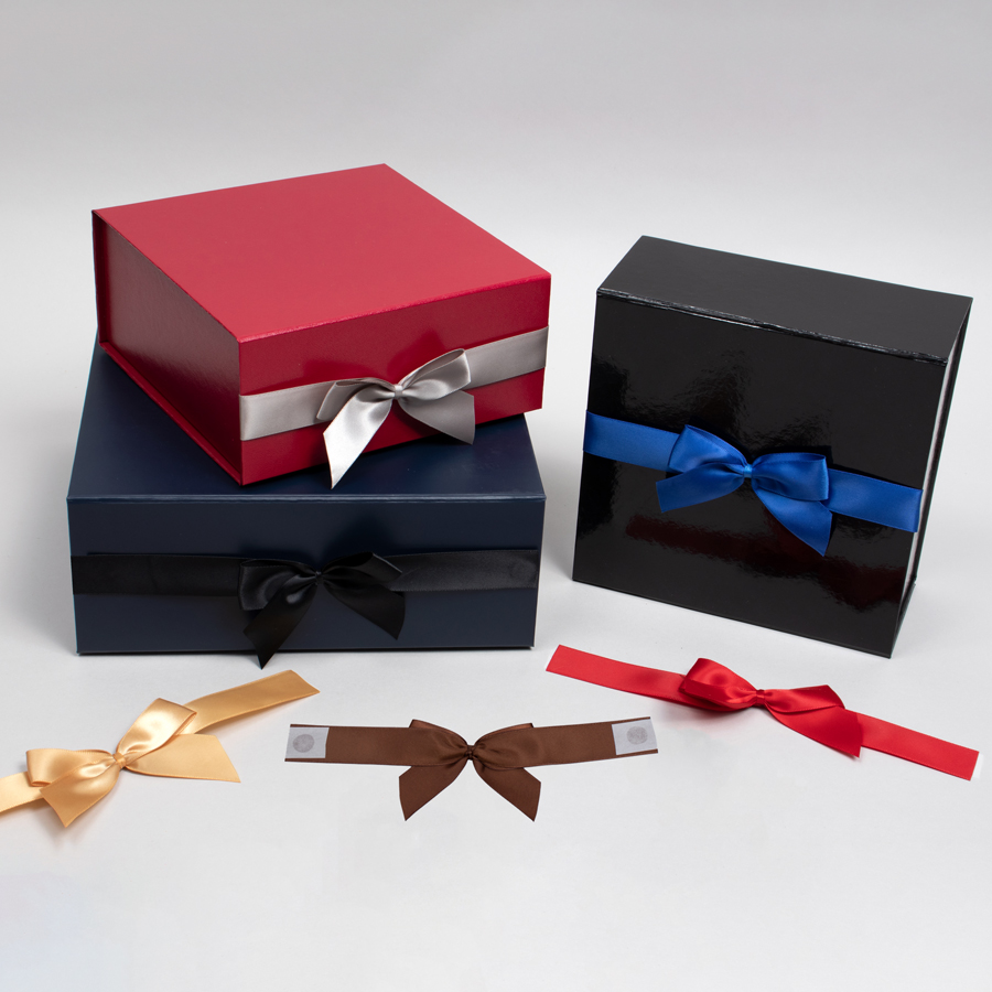 11+ Magnetic Gift Boxes