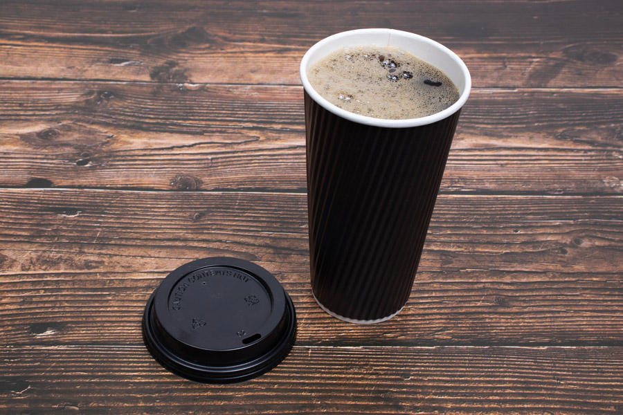 20 OUNCE BLACK INSULATED RIPPLE PAPER CUPS