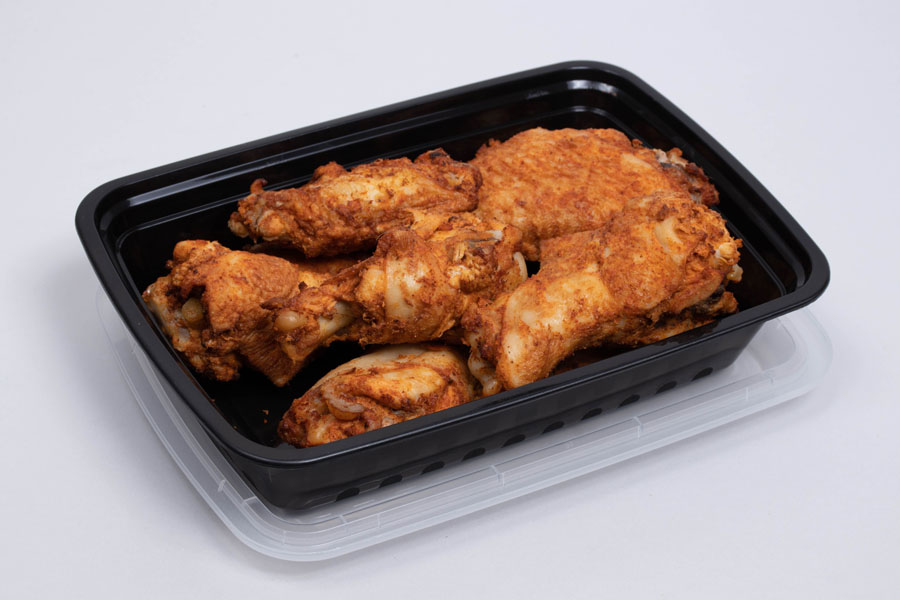 8-3/4 x 6 x 1-4/5 – 32 OZ - Rectangular Plastic Food Takeout Containers -  Black Base/Clear Lid