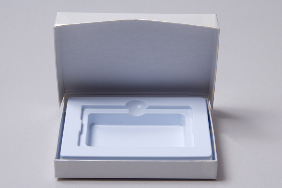 4-5/8 x 3-3/8 X 5/8 PEARL SHEEN ICE GIFT CARD BOX WITH PLATFORM INSERT