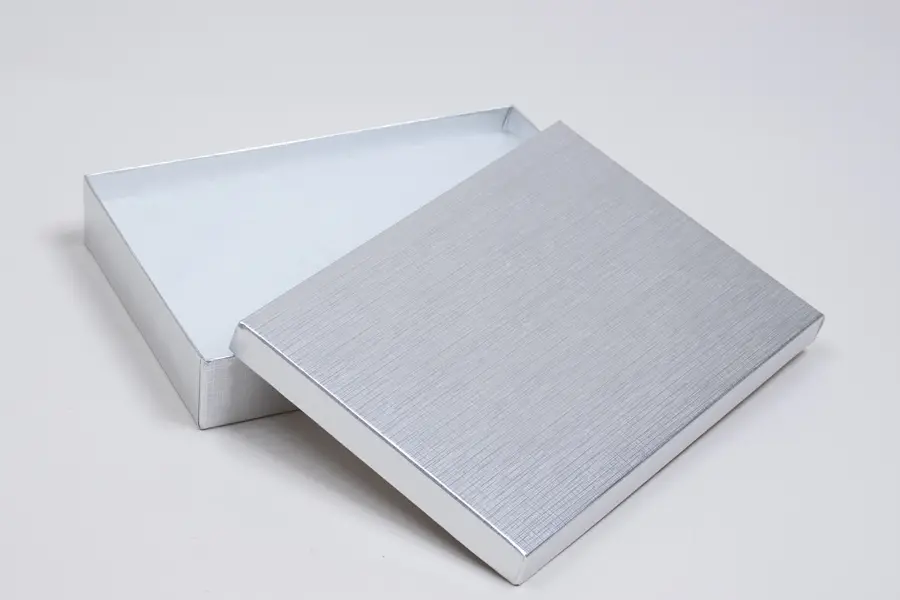 #85 - JEWELRY BOX-SILVER LINEN