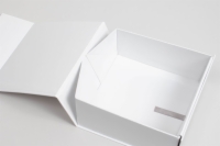 BOX (大） 6panel-gloss-white_thumb200.jpg