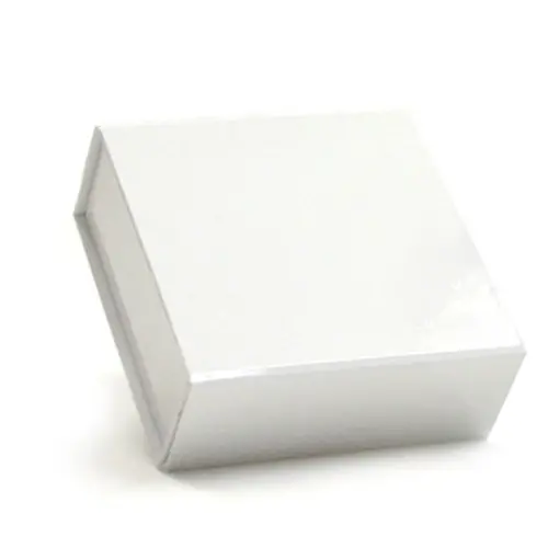 3-5/8X3-1/2X1-1/2 WHITE GLOSS MAGNETIC BOXES