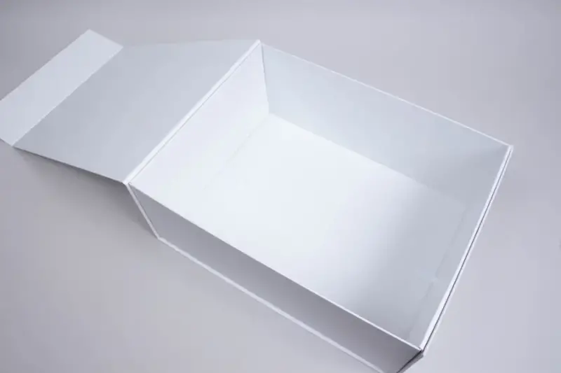 Present Boxブラウス Bronze A4 Deep Luxury Gift Boxes and Hamper Packaging - FoldaBox USA