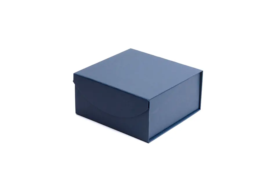 6 X 6 X 2-3/4 NAVY LEATHER CURVED FLAP MAGNETIC BOX