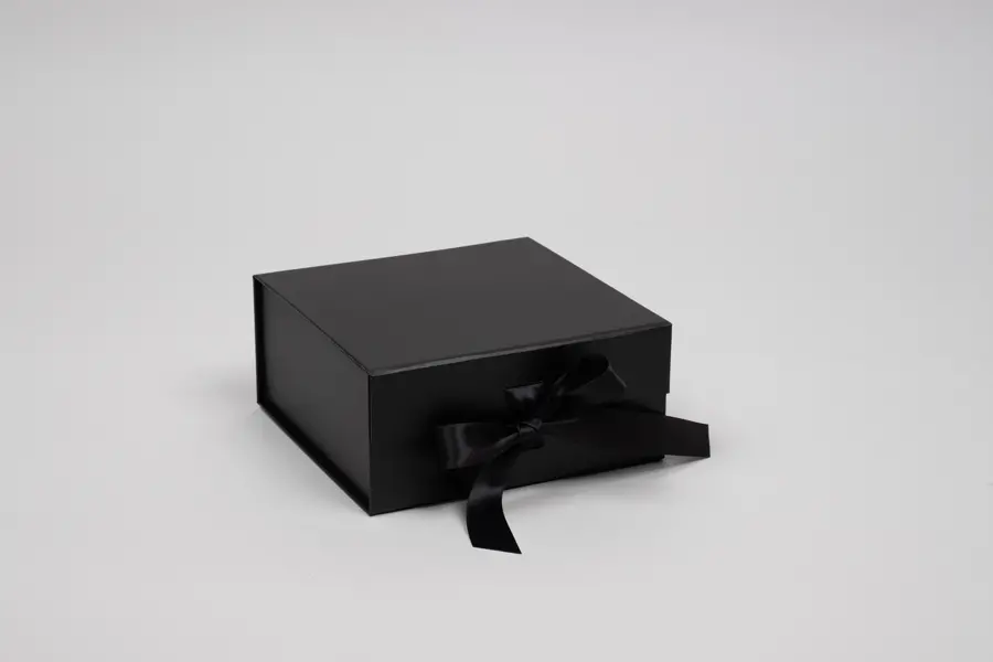 6X6X2-3/4  MATTE BLACK MAGNETIC BOX W/RIBBON