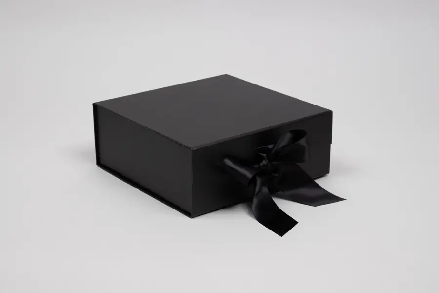 8X8X3-1/8  MATTE BLACK MAGNETIC BOX W/RIBBON