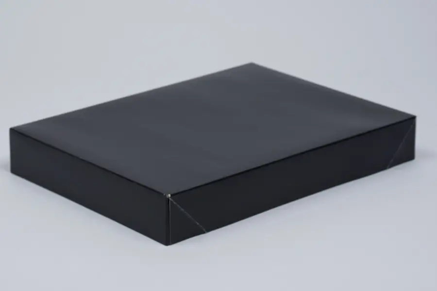 11.5X8.5X1.6 BLACK GLOSS APPAREL BOX