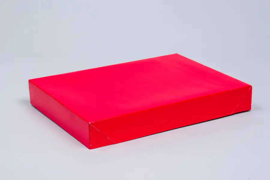11.5X8.5X1.6 RED GLOSS APPAREL BOX