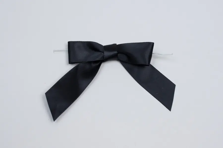 3" X 2-3/4" SATIN BLACK PRE-TIED BOW CLEAR TWIST TIE