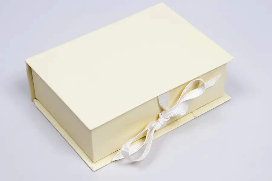 5X3-1/2X1-1/2 MATTE CREAM W/ CREAM RIBBON JEWLERY BOX