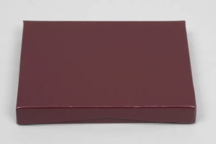 4-5/8X3-3/8X5/8 BURGUNDY LEATHER W/GOLD PAPER POP UP INSERT