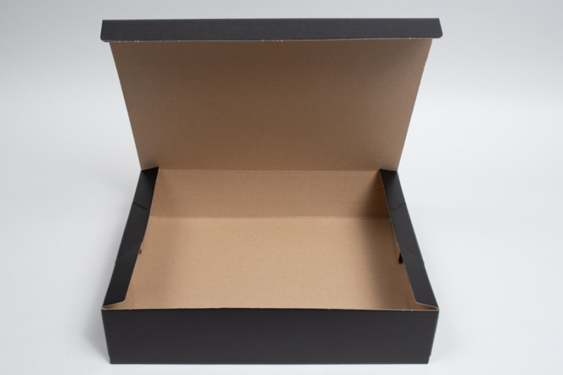 13-3/4 x 10-7/8 x 3-1/8 Black Linen Executive Tuck Box | Premium