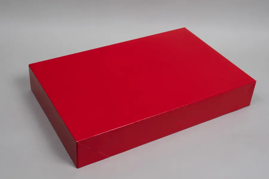 19X12X3 RED GLOSS APPAREL BOX