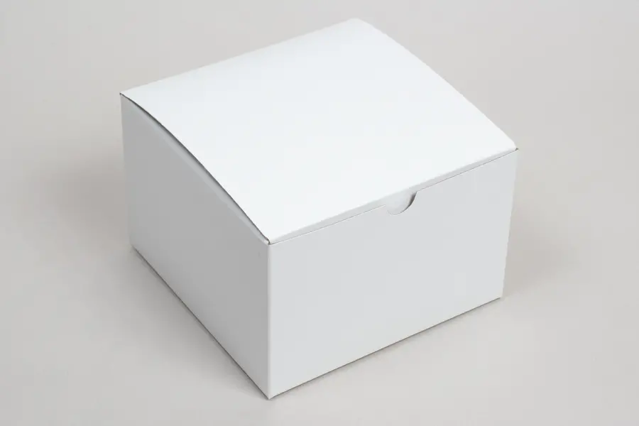 6X6X4 WHITE GIFT BOX